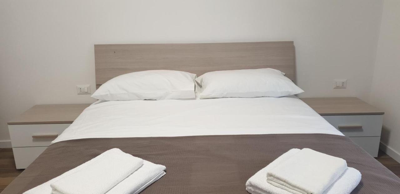 Appartamento Roma Casa Vacanza Sea House Rome 50 Metri Dal Mare Lido di Ostia Zewnętrze zdjęcie
